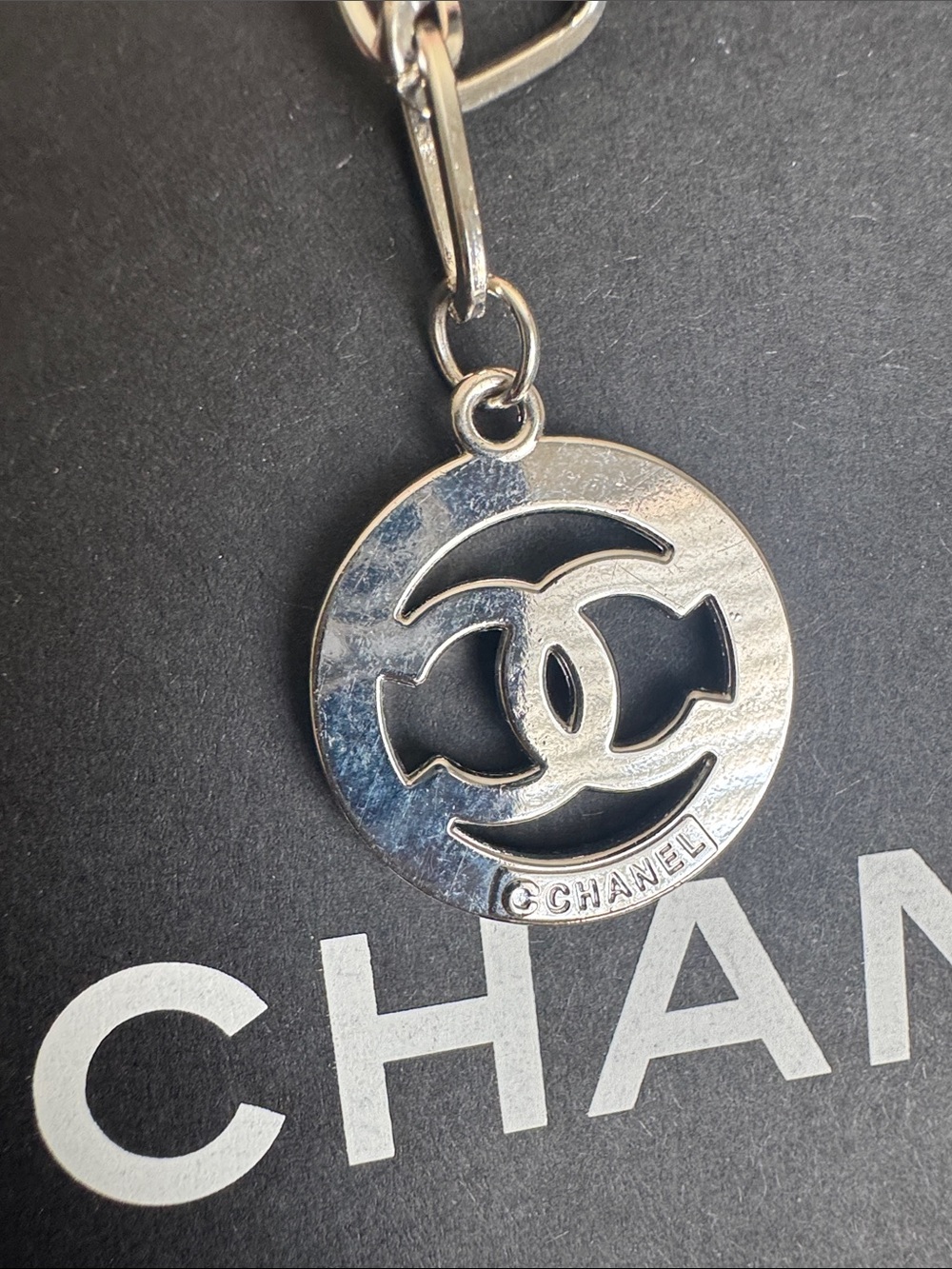 Chanel Silver CC Pendant Chain Necklace - Picture 3 of 4